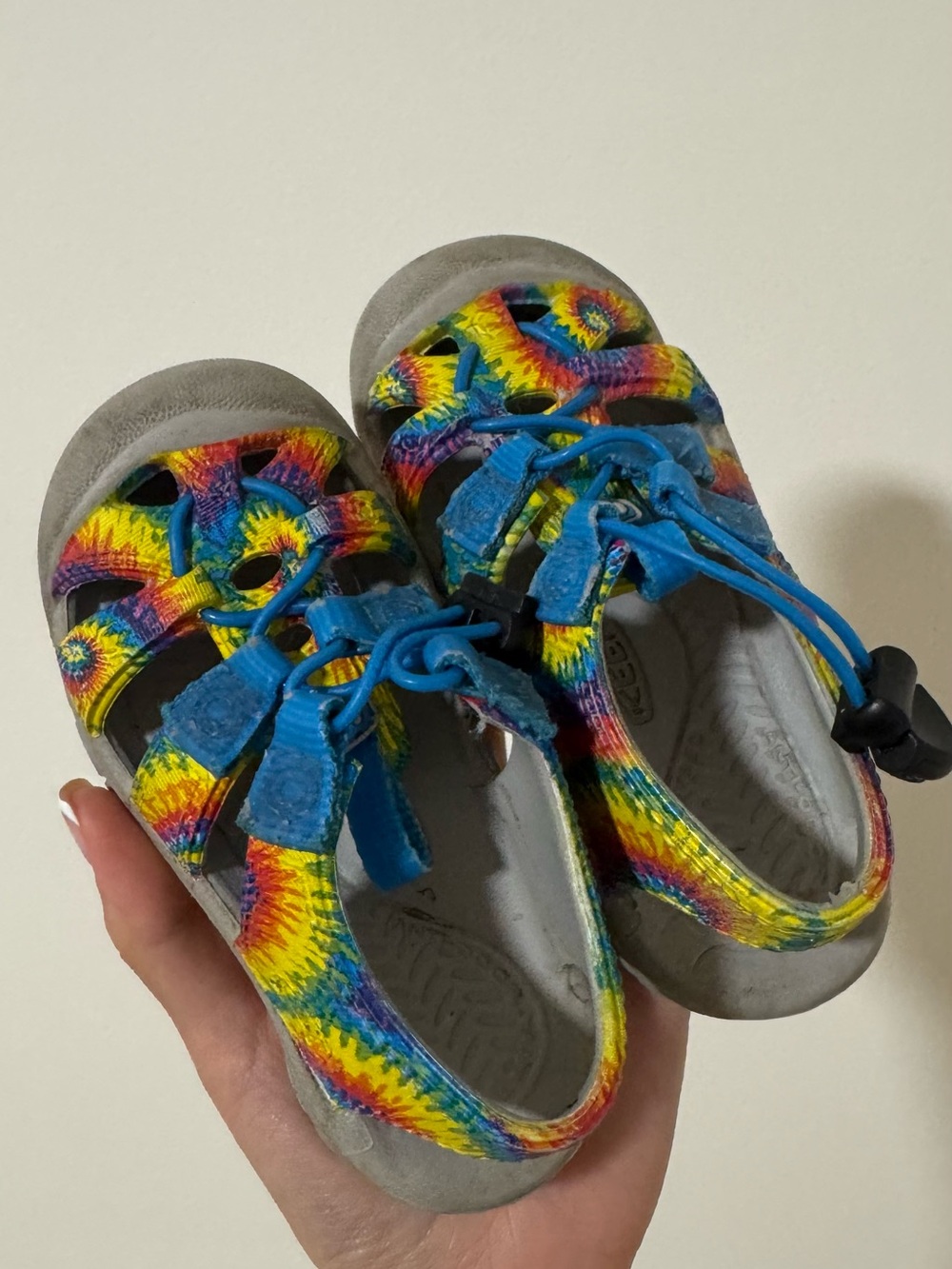 Keen size 6 water shoes